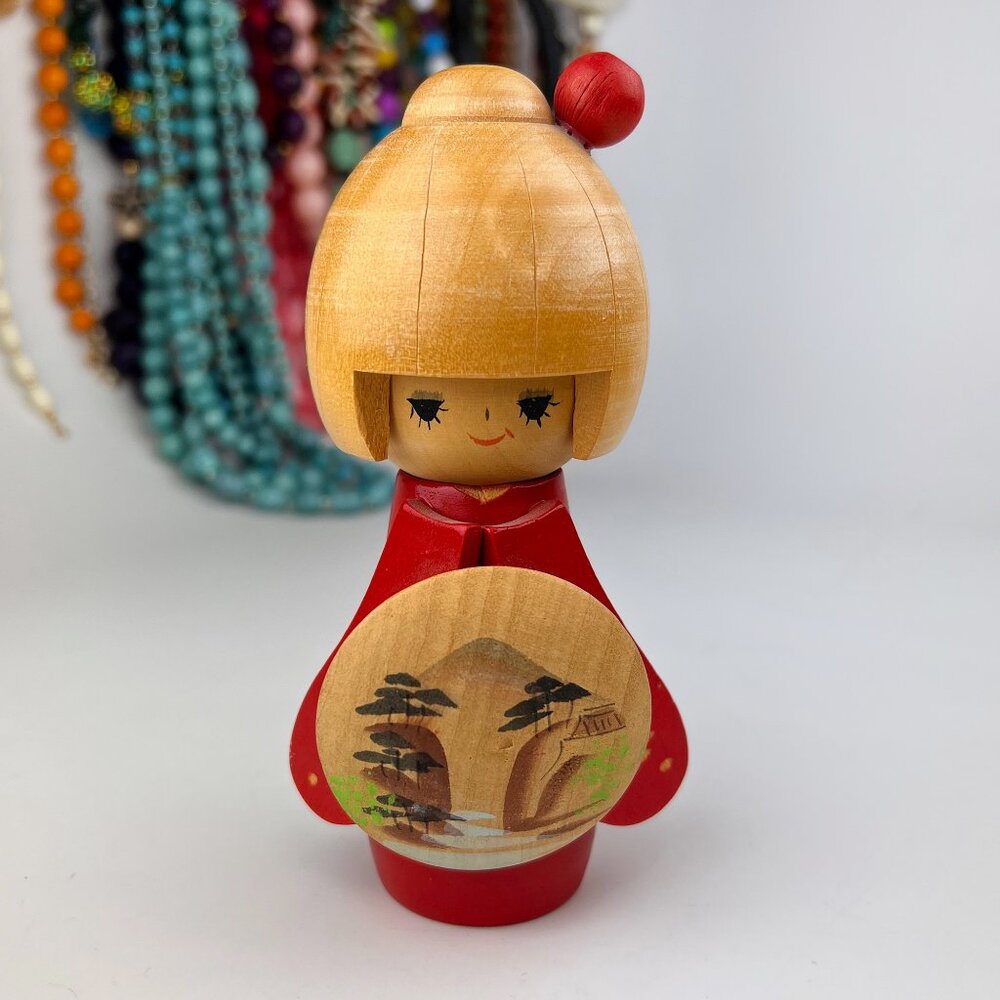 Vintage Japanese Creative KOKESHI Doll, unsigned Lrg Sleeve Red Kimono & Shield